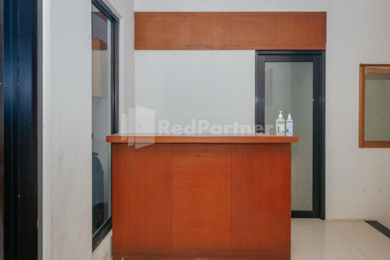 מלון ג'קרטה De Lugano Scbd Syariah Mitra Reddoorz מראה חיצוני תמונה