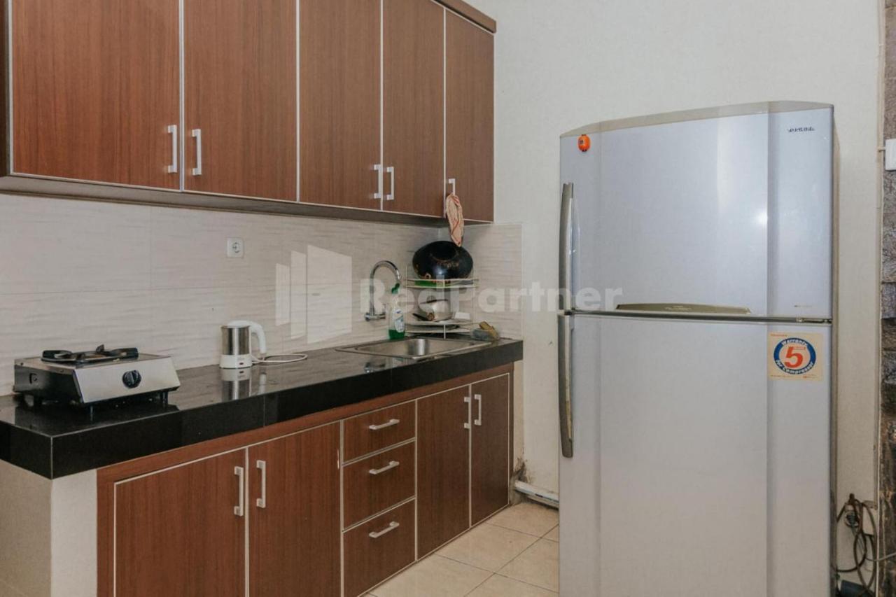 מלון ג'קרטה De Lugano Scbd Syariah Mitra Reddoorz מראה חיצוני תמונה