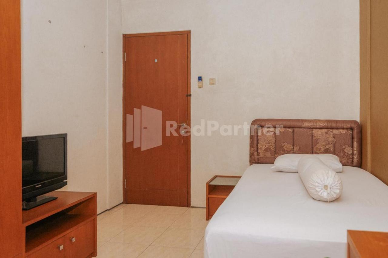 מלון ג'קרטה De Lugano Scbd Syariah Mitra Reddoorz מראה חיצוני תמונה