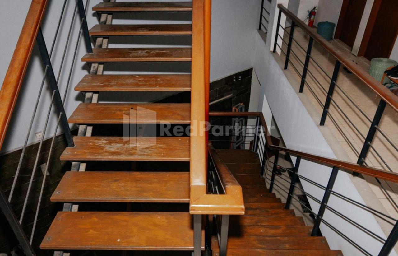 מלון ג'קרטה De Lugano Scbd Syariah Mitra Reddoorz מראה חיצוני תמונה